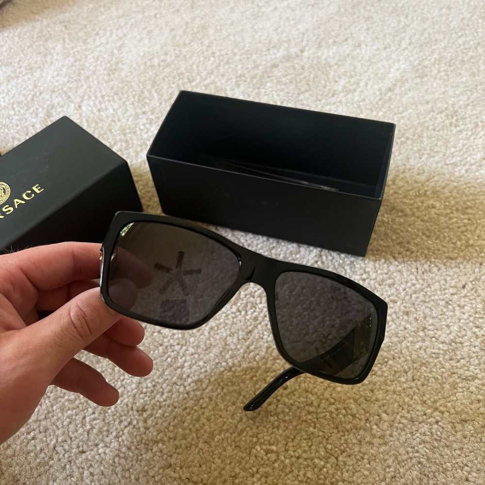 Versace Sun Glasses